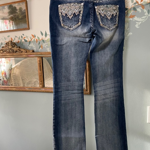 Gracie boot cut size 29 embroidered detailed jeans - Picture 3 of 5